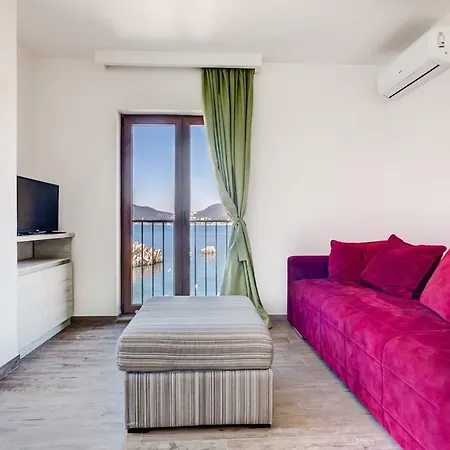 Mima Apartments 斯韦蒂·斯特凡 外观 照片