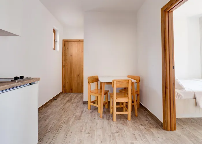 Mima Apartments